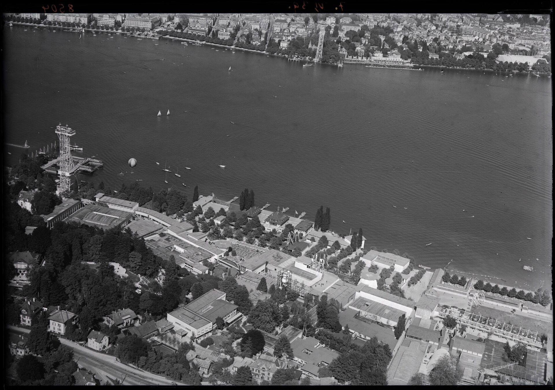 Luftaufnahme der Landesausstellung 1939 in Zürich-Wollishofen