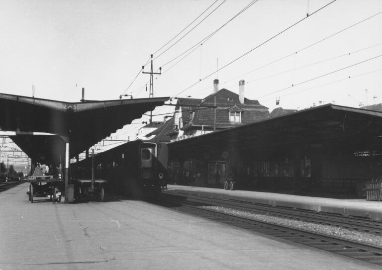 Bahnhof Zürich Oerlikon, Foto: SBB Historic F_116_00001_561