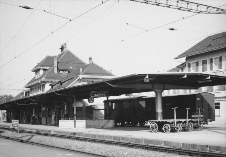 Bahnhof Palezieux, Foto: SBB Historic F_116_00001_365