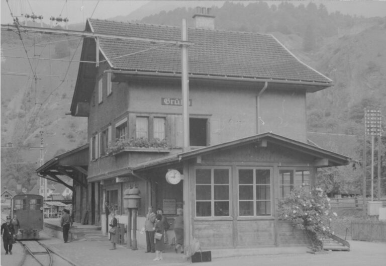 Bahnhof Grüsch, Foto: SBB Historic F_116_00001_212