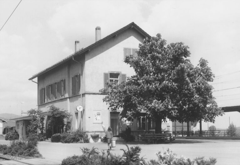 Bahnhof Niederbipp, Foto: SBB Historic F_116_00001_346