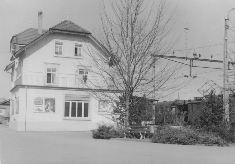 Bahnhof Menziken, Foto: SBB Historic F_116_00001_317