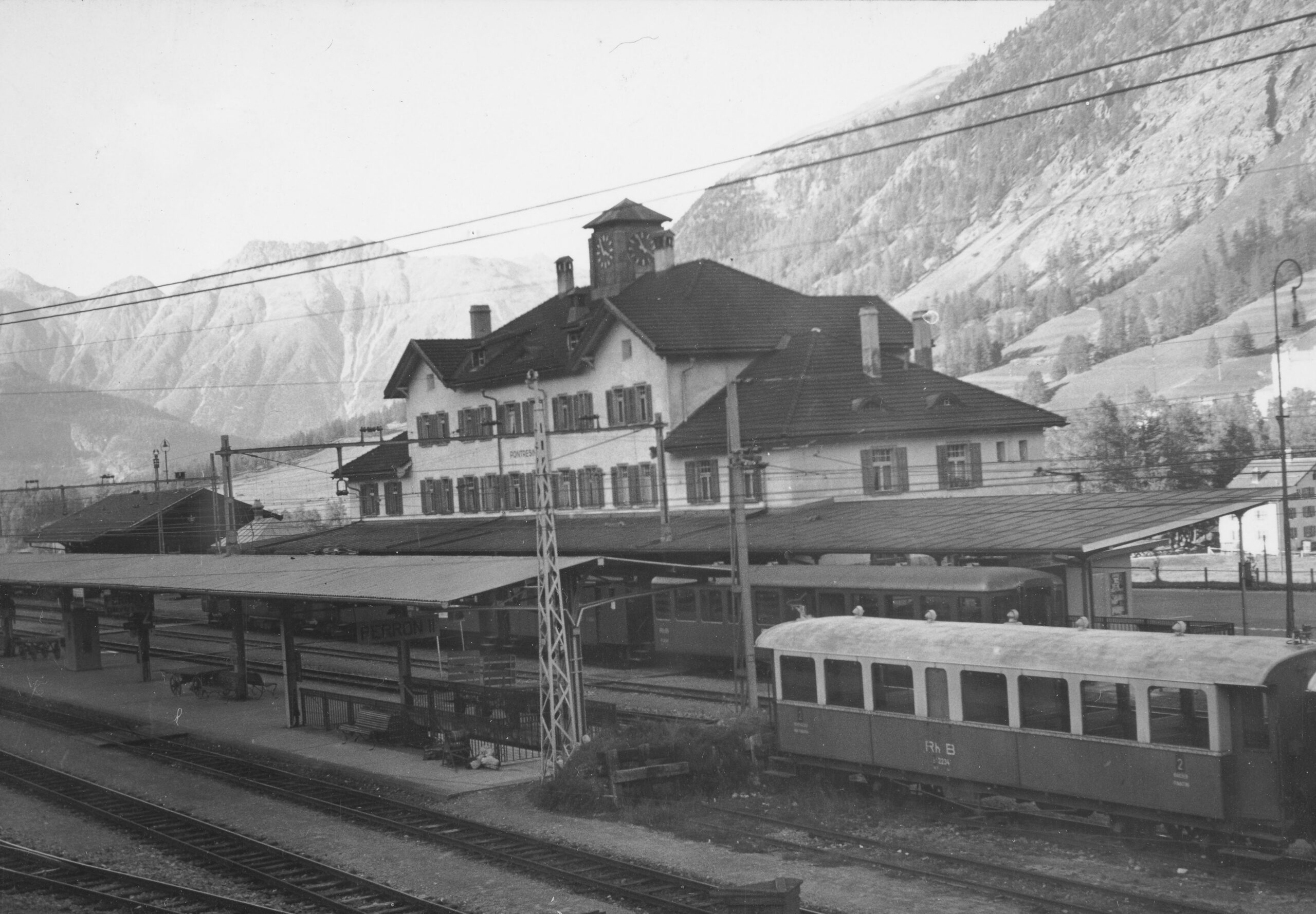 Bahnhof Pontresina, Foto: SBB Historic F_116_00001_372