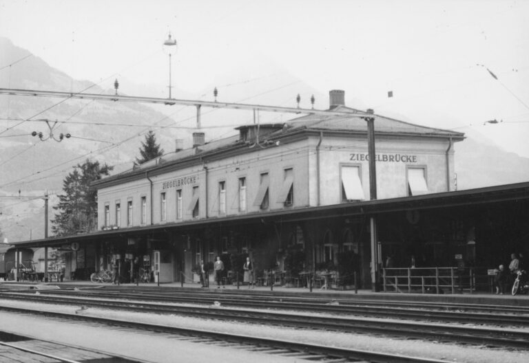 Bahnhof Ziegelbrücke, Foto: SBB Historic F_116_00001_551